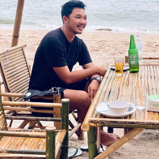 ถ้าเค้าจะรักมีเมียแล้วเขาก็รัก