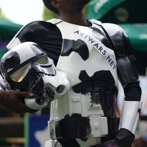 Soundview Electronics: Joshua Idehen with Alex Moukala // 03-04-21