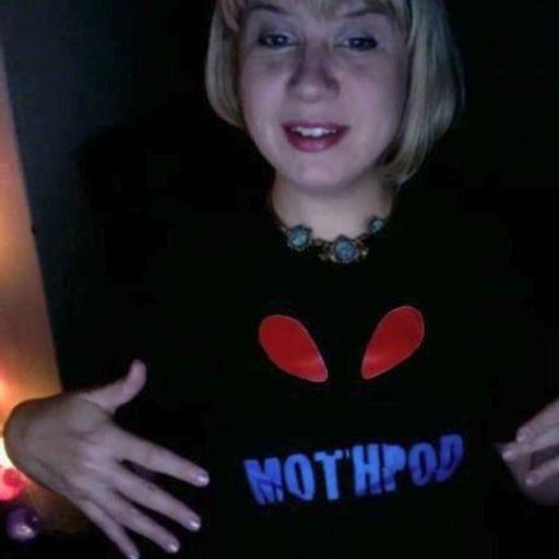 Mothpod 105: Love Songs with Anji Bee [2008]