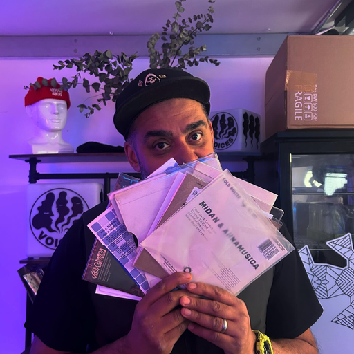 Breaks, Beats and Boom Baps w/ DJ Nav 27/03/24 - Voices Radio