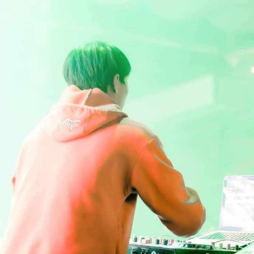 หรอกหลอนไม่เลิก.โครตหลอน