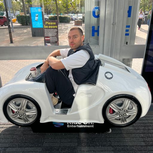 Lonely Dancer w/ Chris Himself - Voices Radio - 01/10/23