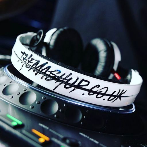 The Mashup (Themashupuk)