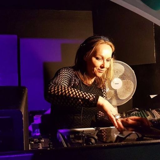 2017 - 03 - 05 1700 SUNDAY