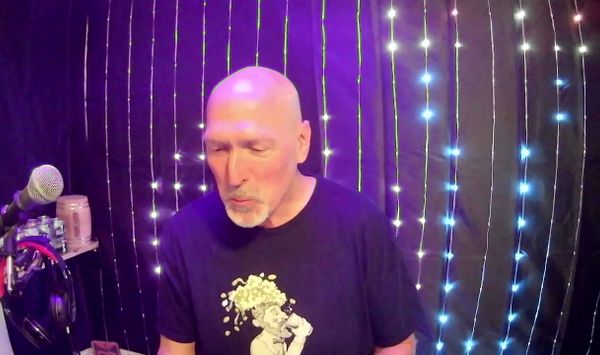LIVE! POP UP Random 80's tunes NO MIXING 05-19-26