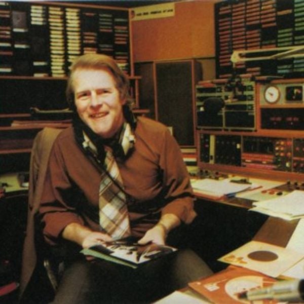 Radio hallam sales