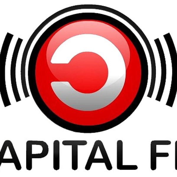 Радио капитал. Логотипы радиостанций. Capital fm логотип. Радио Кэпитал. Столица fm.