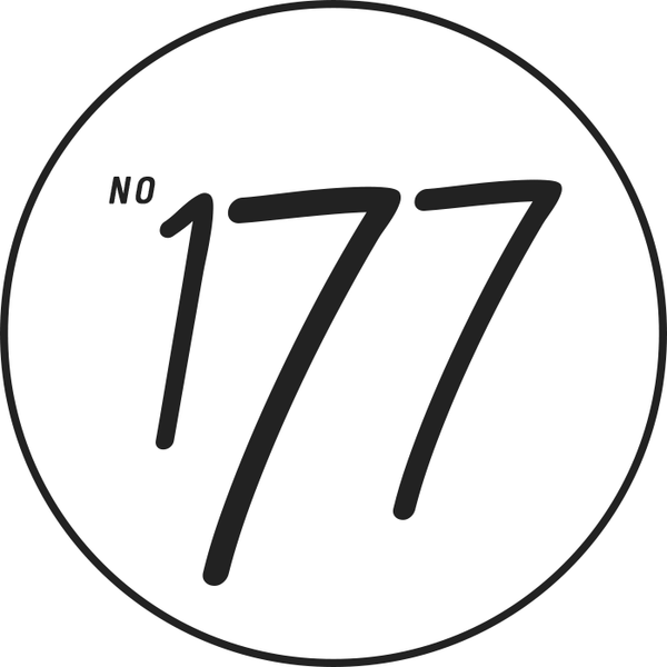 В книжке 177 цифр. Цифра 177. 177 Картинка. 177 Надпись. 177 Год.