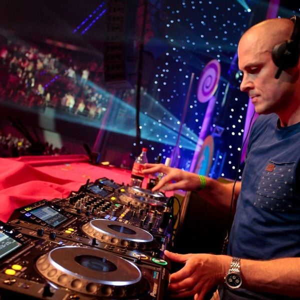 DJ Luna Qlubtempo 2002 by Einstein1 Mixcloud