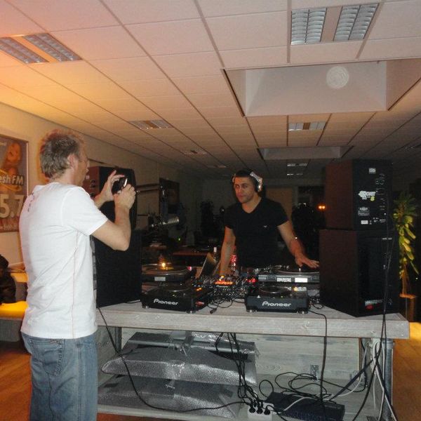 Fresh store fm live