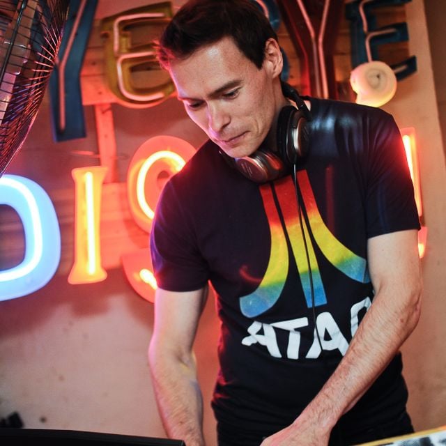 Mixcloud profile picture for @pole