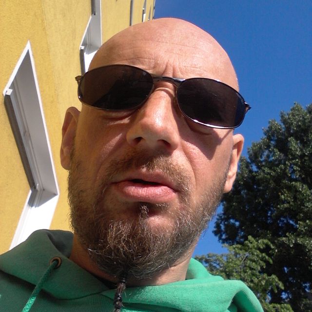 Mixcloud profile picture for @scab