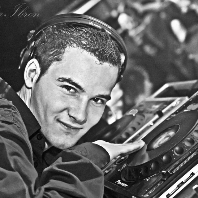 Mixcloud profile picture for @INSIGNIA