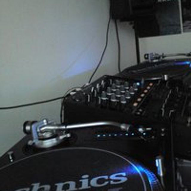 Mixcloud profile picture for @Genetics