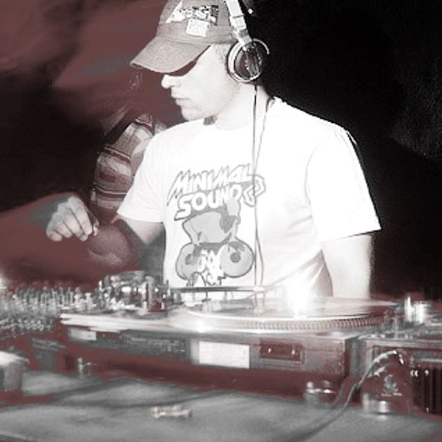 Mixcloud profile picture for @Tussle