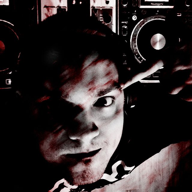 Mixcloud profile picture for @ShifteD