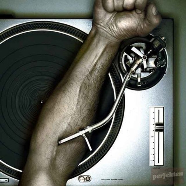Mixcloud profile picture for @Flea