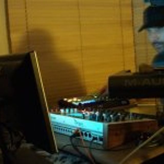 Mixcloud profile picture for @rumpus
