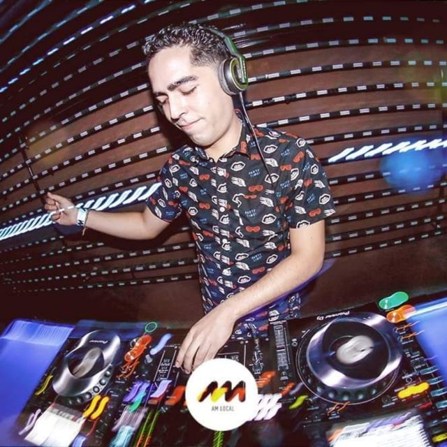 Mixcloud profile picture for @vikas
