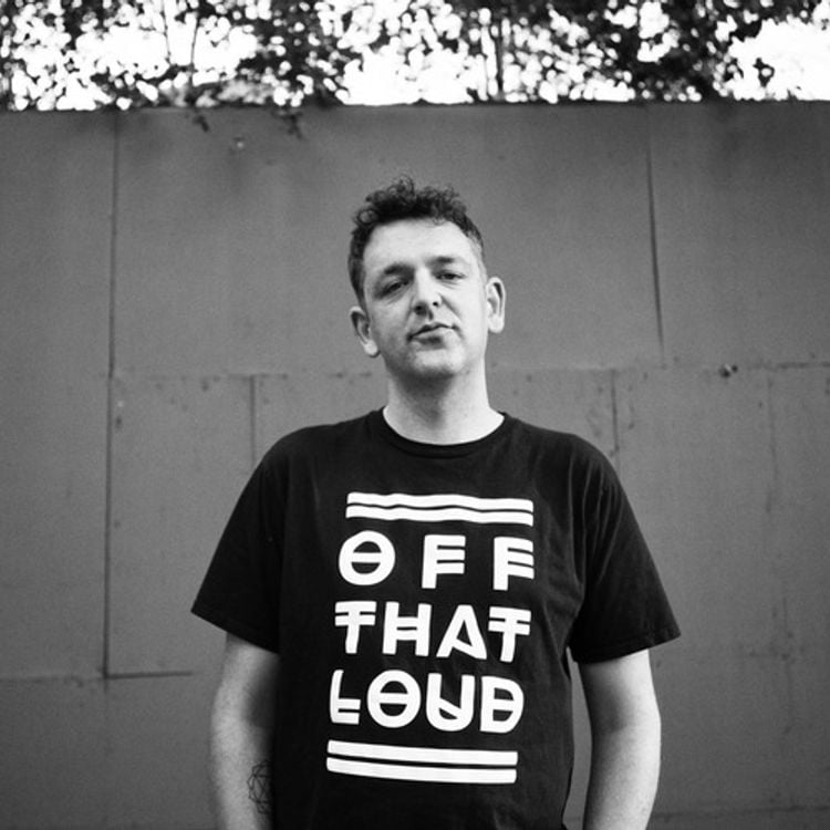 Zapomni исполнитель фото. Goshu певец. Ом певец. Om. Om band.