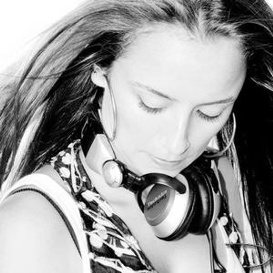 DJ Marina Ribeiro Groove On by Speedsound REC. listeners Mixcloud
