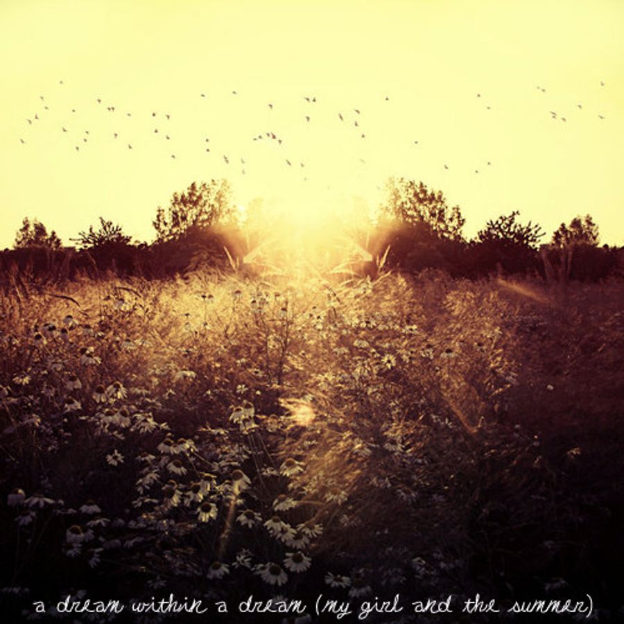 Look the sun shine. Dream about the Sun.
