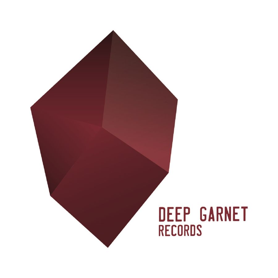 Deep chart. Deep Garnet. Garnet цвет. Deep Garnet цвет. Garnet логотип.