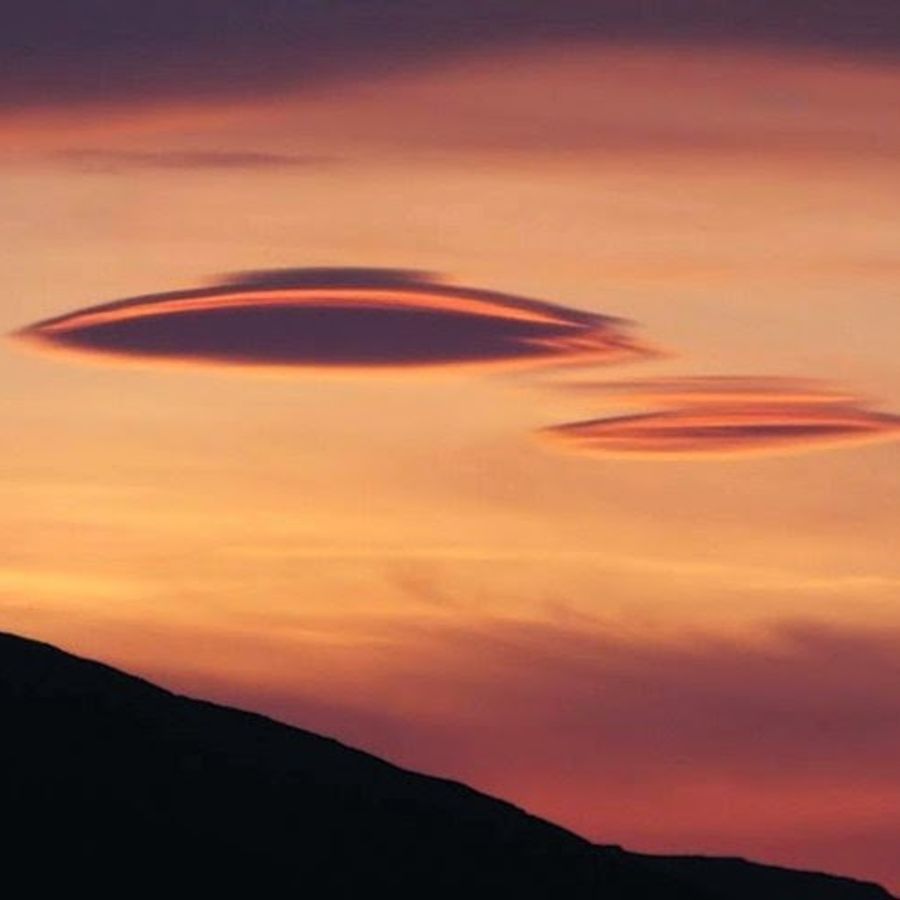 нло в горах. Ufo пирамида. нло в горах кавказа. лентикулярное облако над эльбрусом. нло в горах.