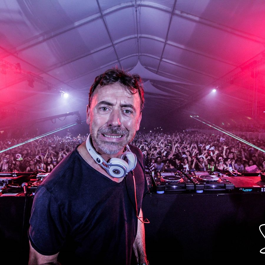 Benny benassi песни. Benny Benassi. Бенни бенасси 2023. Marco "Benny" Benassi.