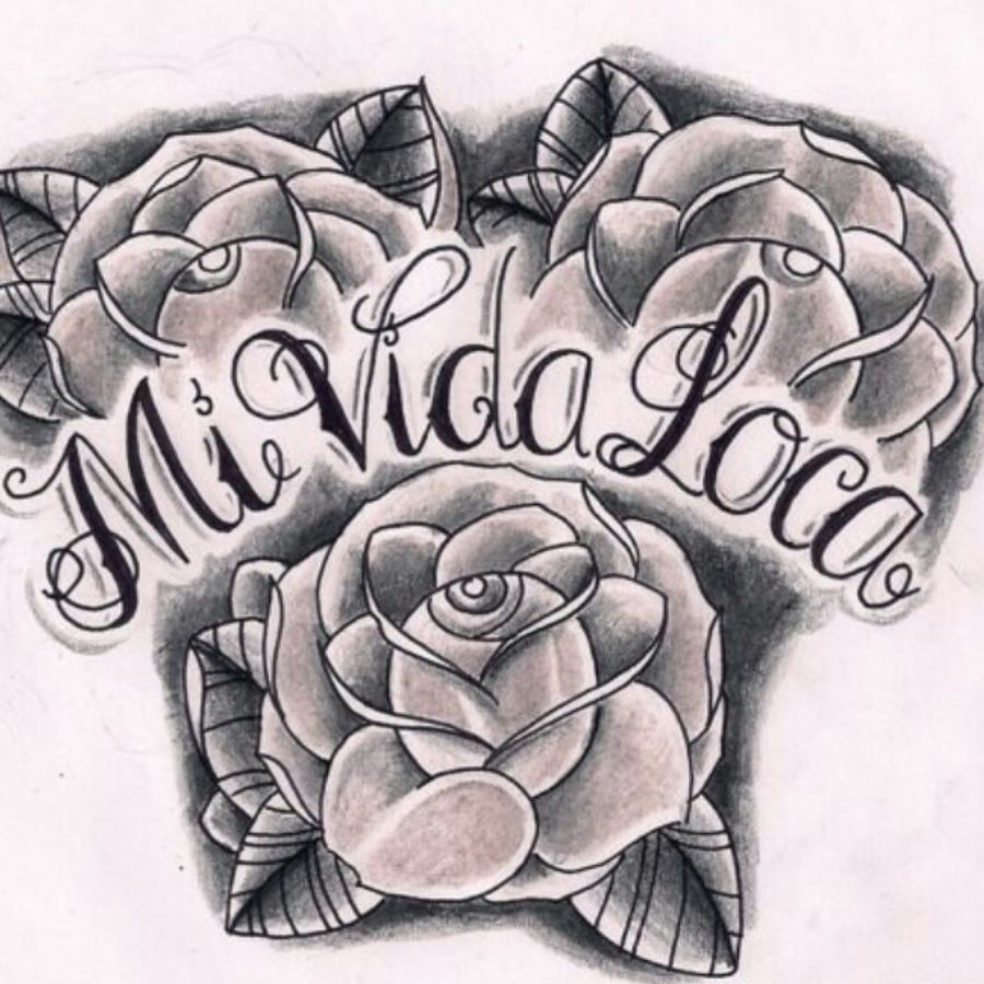 Vida loca. Эскиз la. Эскиз la эскиз тату. Тату роза с надписью эскиз. Mi vida Loca тату.