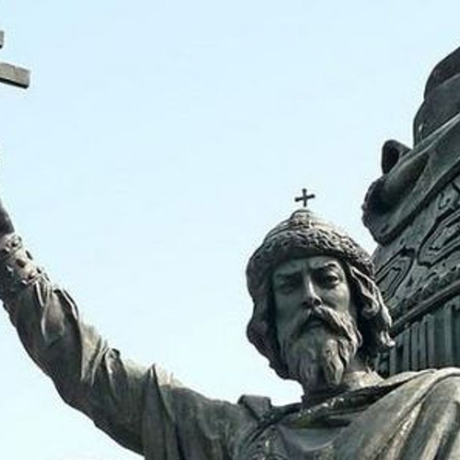 Памятник владимиру мономаху в москве