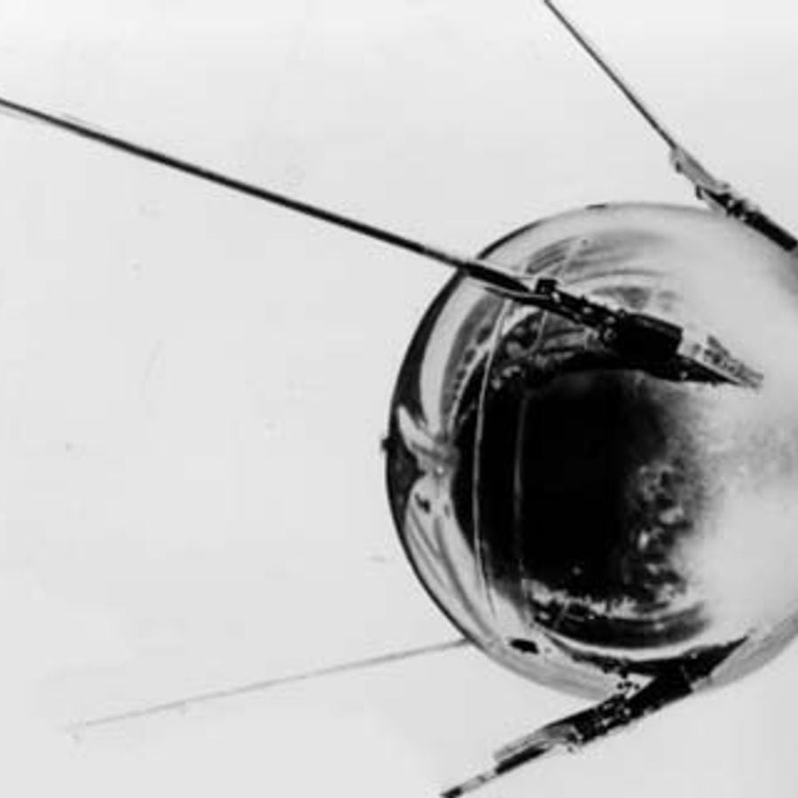 Первый искусственный Спутник земли 1957