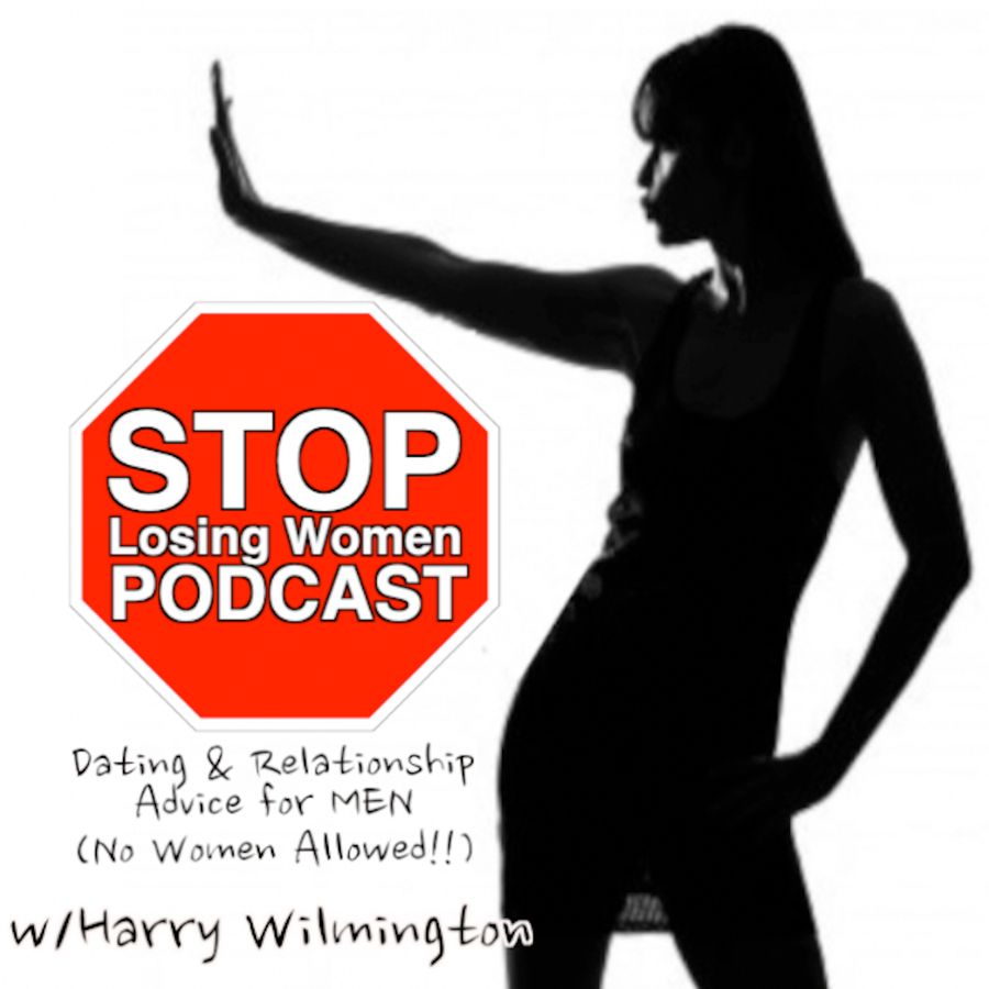 Студентка улыбается. Задумчивая девушка. Стоковая фотография девушка. Allow woman. Водить машину женщине в исламе.